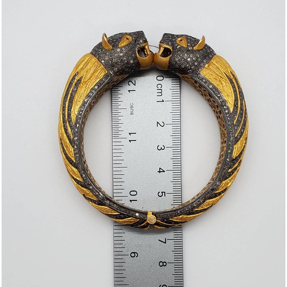 Silver Lion Bangle with Diamonds - Picture 5 of 9